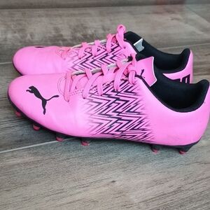 Puma Neon Pink Cleats Soccer Baseball Cleats Size 3